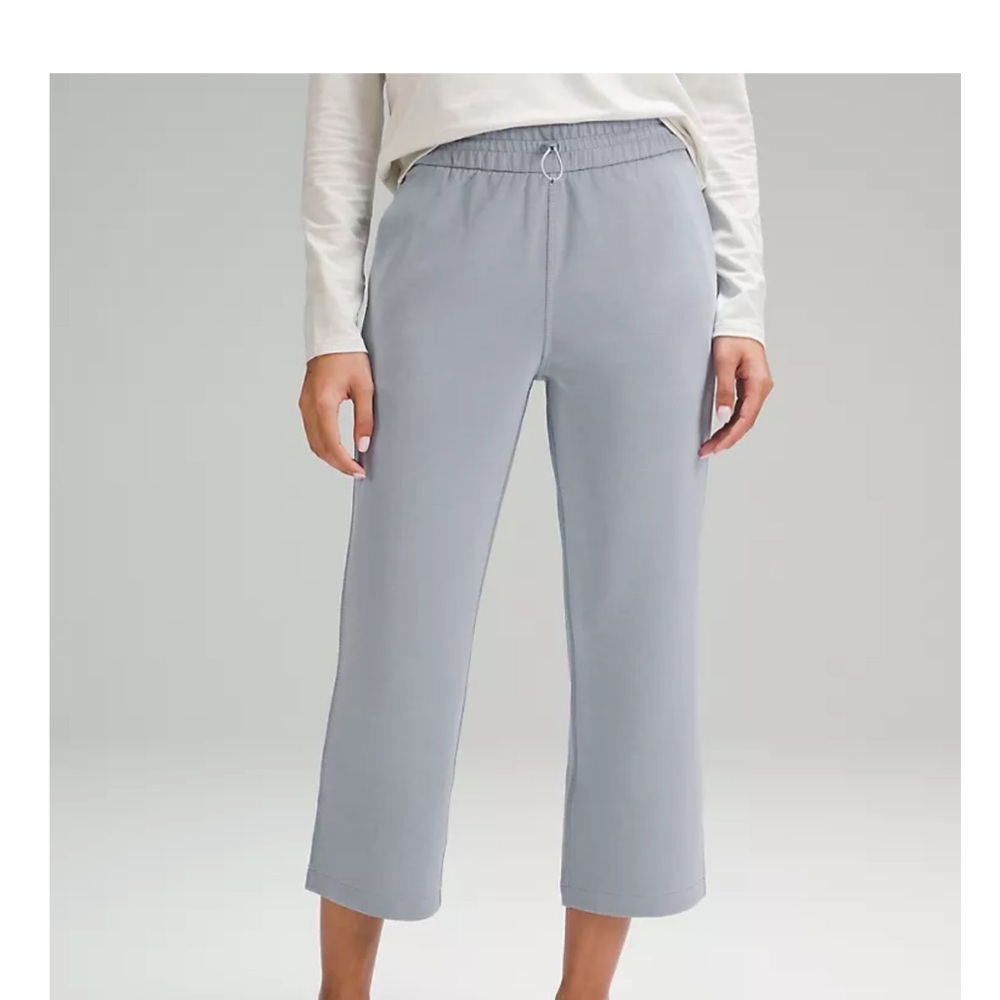 Lululemon Softstreme High-Rise Straight Leg Cropped Pants